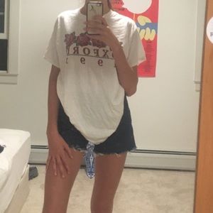 Brandy Melville graphic tee